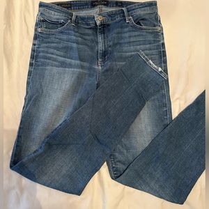 Women’s Lucky Brand jeans size 12